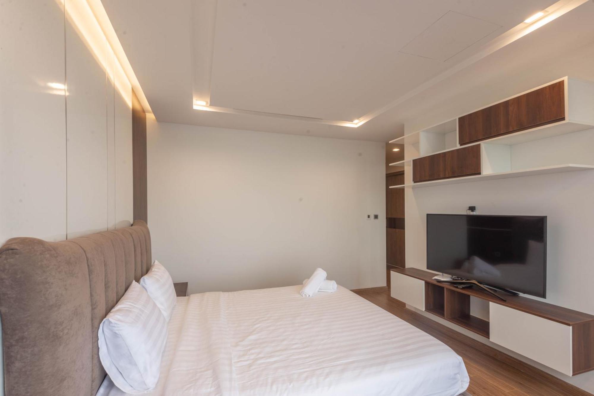 Luxury Serviced Apartment Vinhomes Metropolis Premium Hanoj Exteriér fotografie